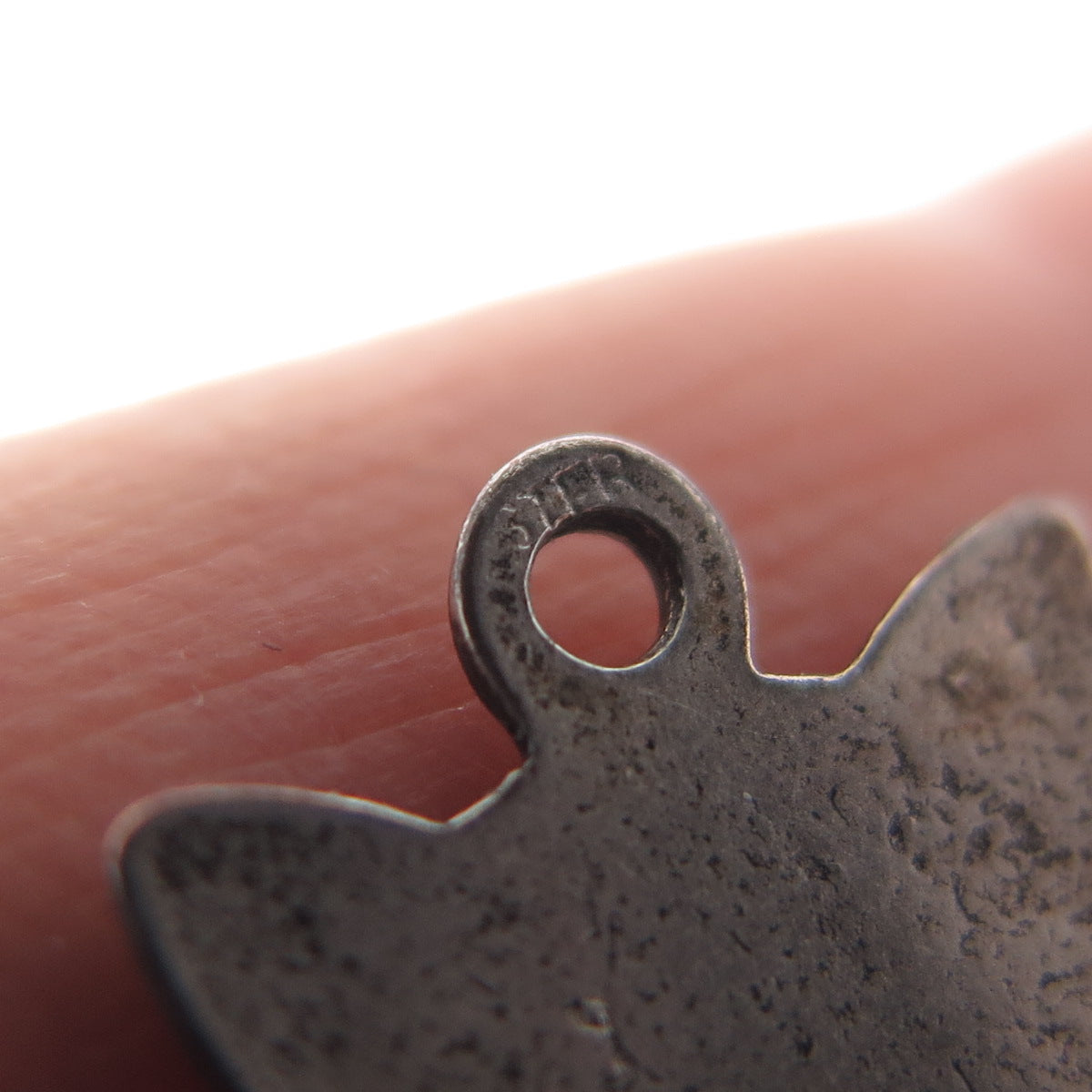 925 Sterling Silver Vintage Modernist Cat Oxidized Charm Pendant