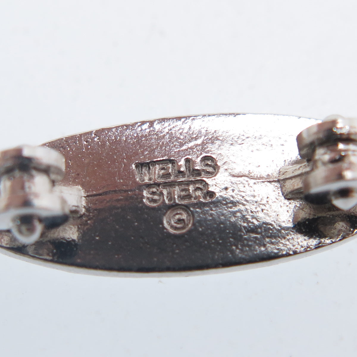 WELLS 925 Sterling Silver Vintage Skateboard Minimalist 3D Charm Pendant