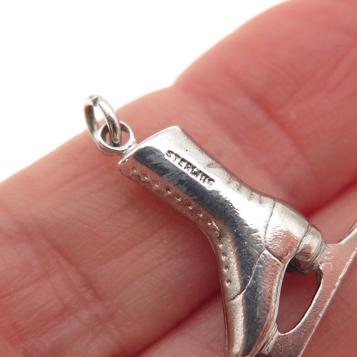 925 Sterling Silver Vintage Ice Skating Shoe Oxidized 3D Charm Pendant