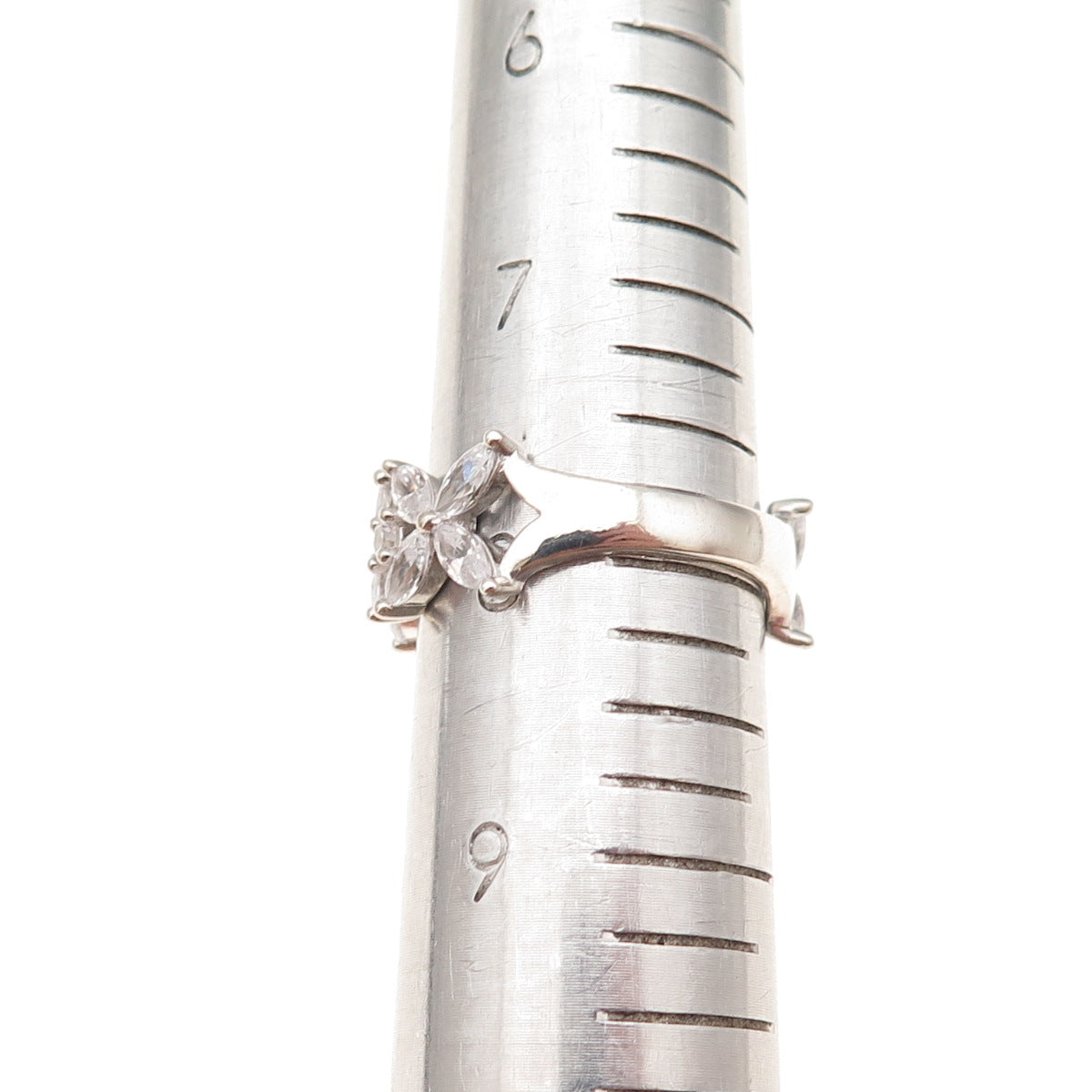 Jeulia 925 Sterling Silver Marquise & Round-Cut C Z Floral Ring Size 8