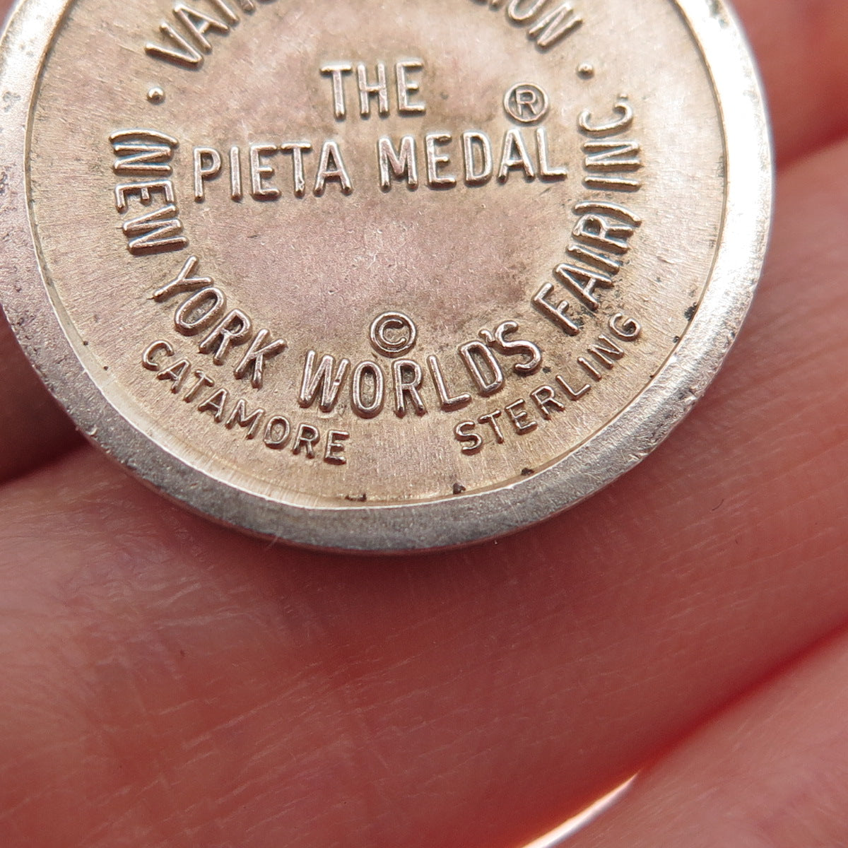 CATAMORE Sterling Silver Vintage World's Fair Pieta Michelangelo Medal Pendant