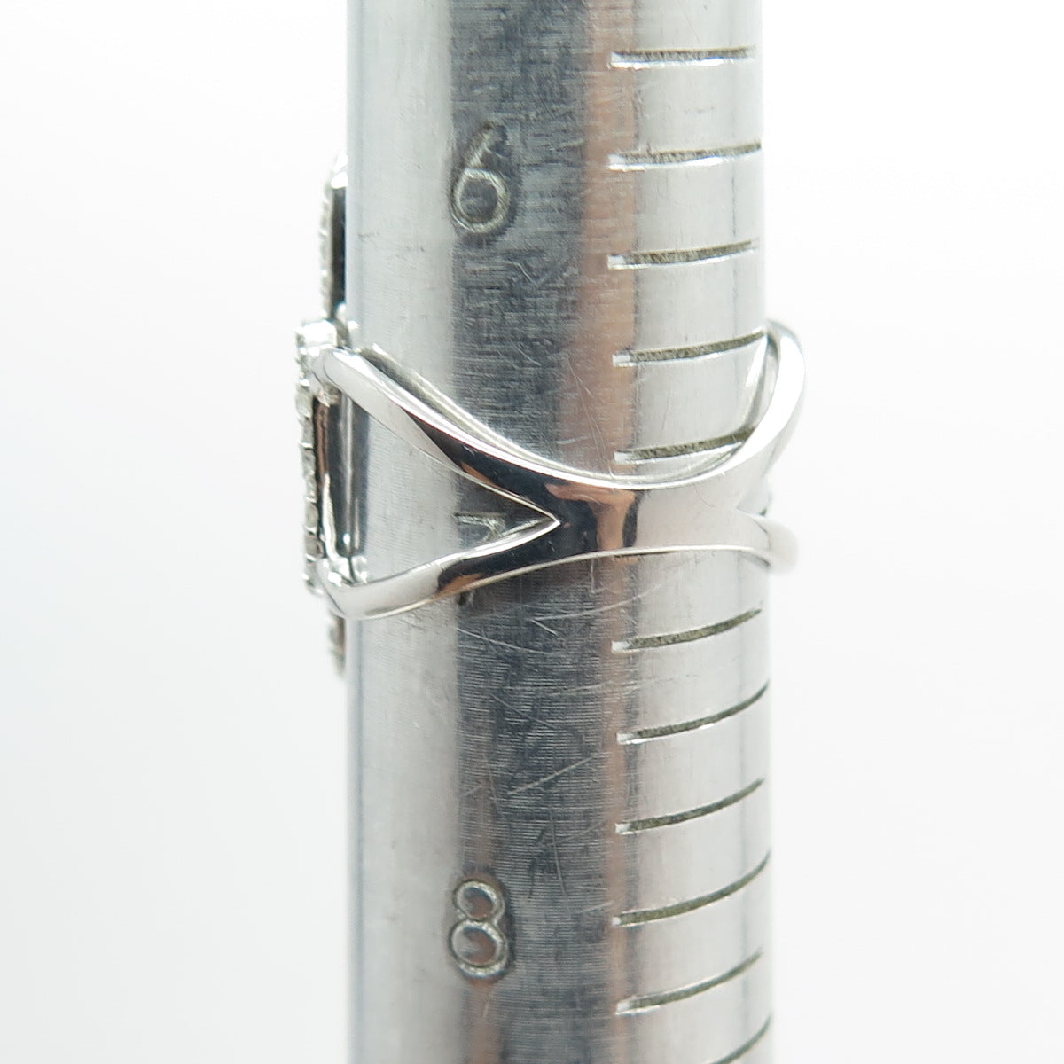 925 Sterling Silver Real Round-Cut Diamond Oval Link Ring Size 7