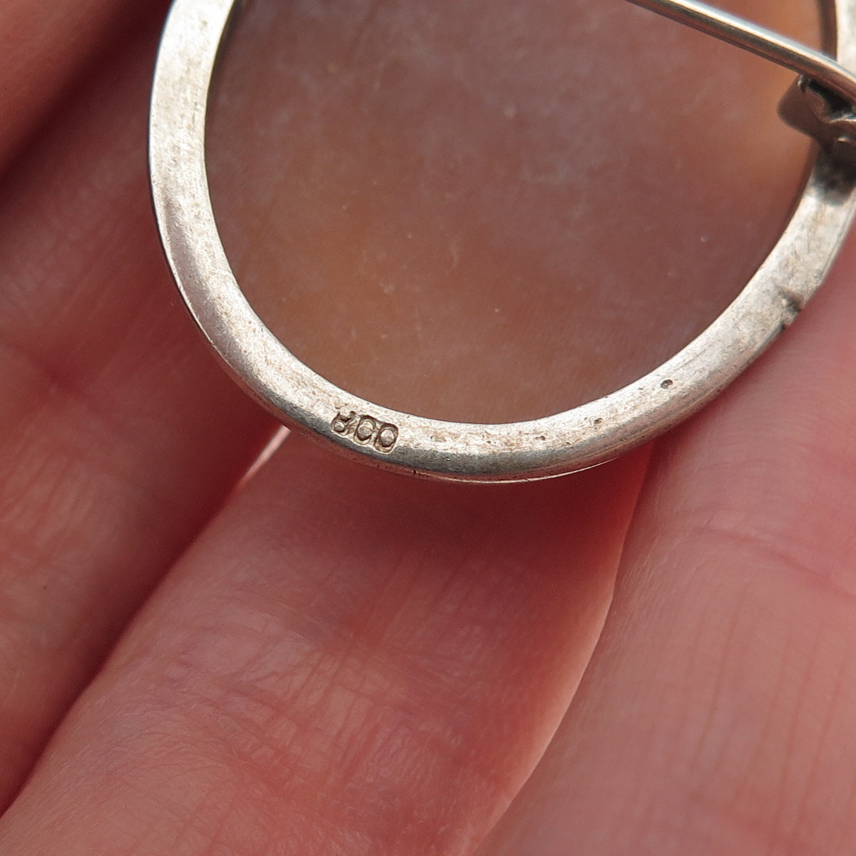 800 Silver 2-Tone Antique Art Deco Real MOP Lady Cameo Pin Brooch / Pendant