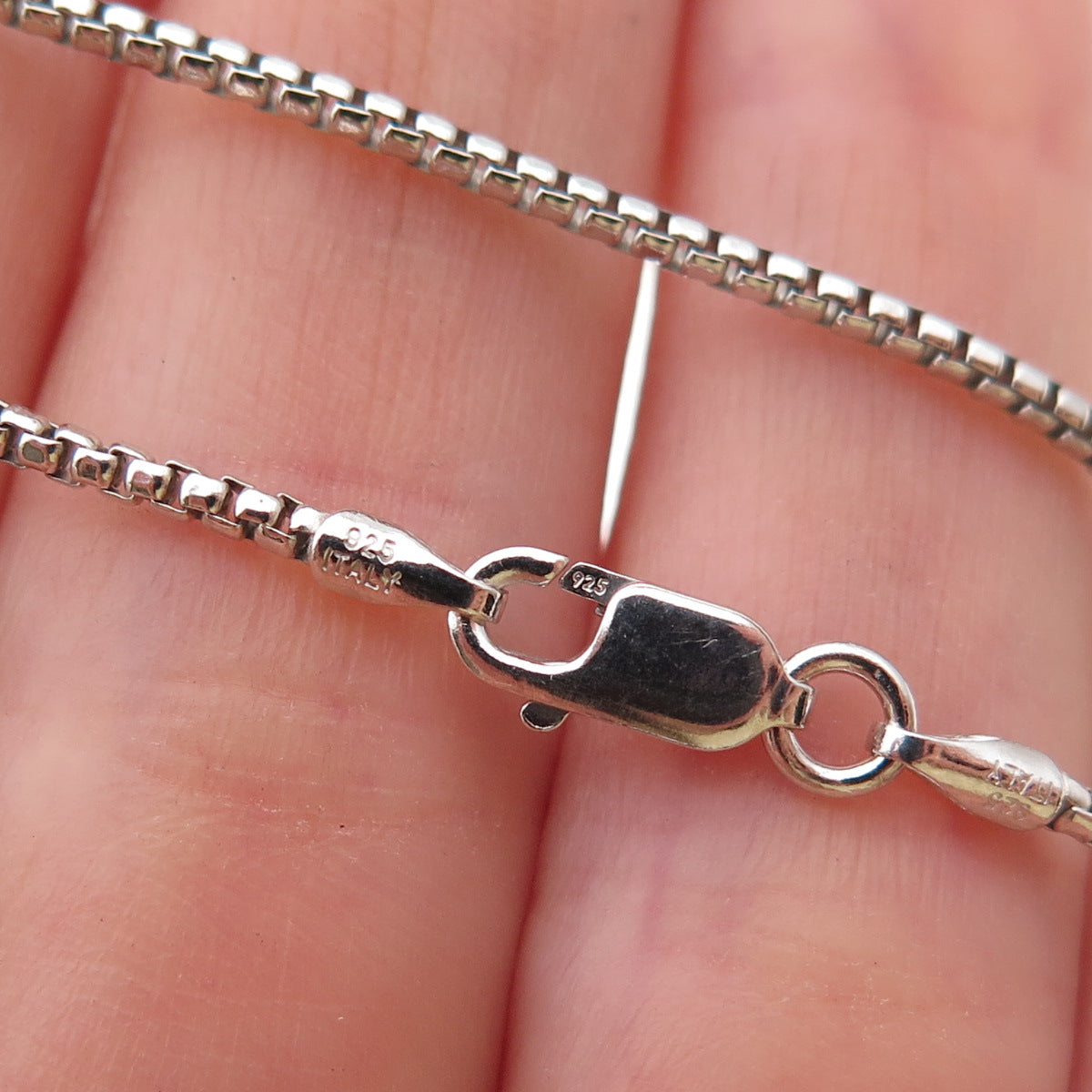 925 Sterling Silver Vintage Italy Round Box Chain Necklace 18"