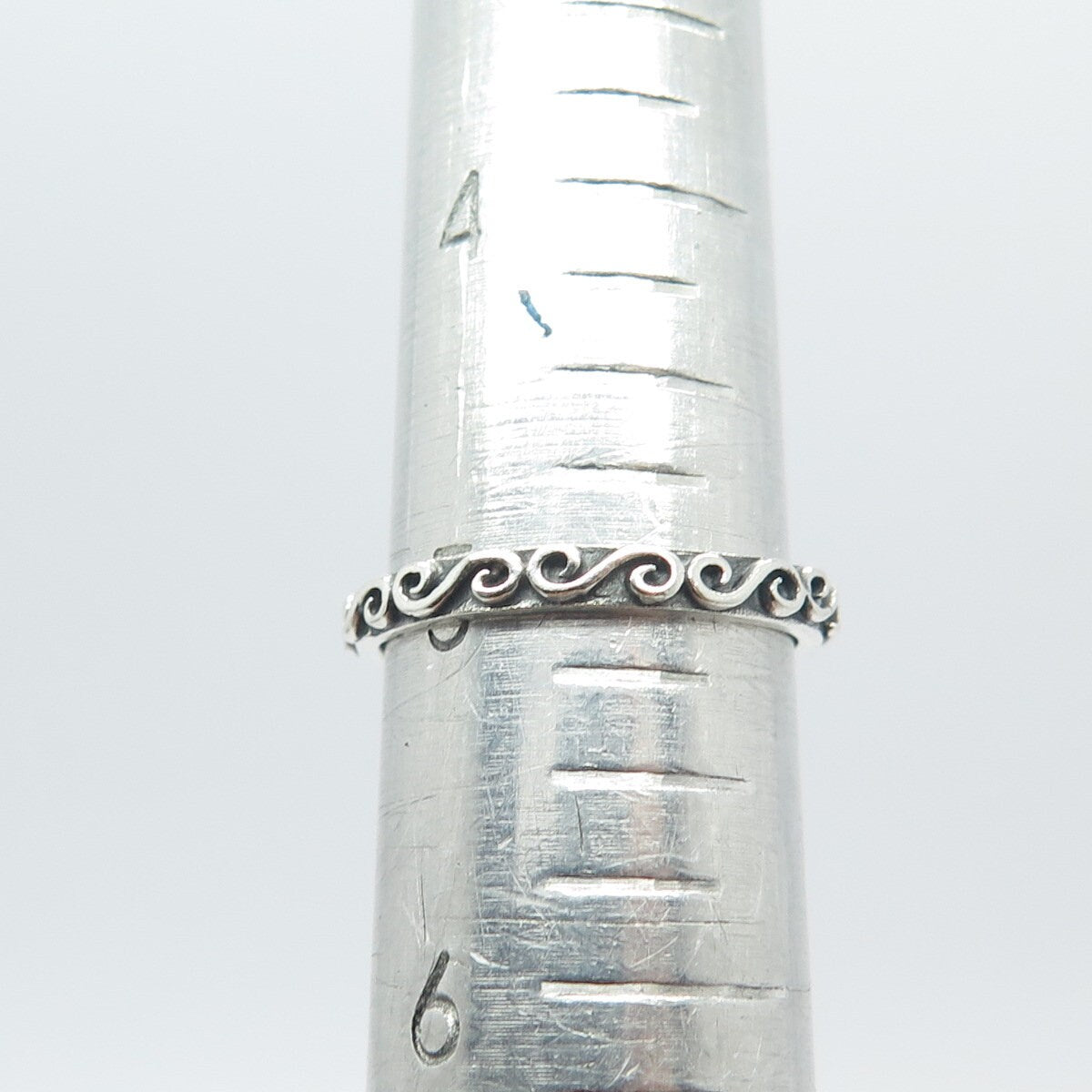 925 Sterling Silver Vintage Swirl Band Ring Size 5
