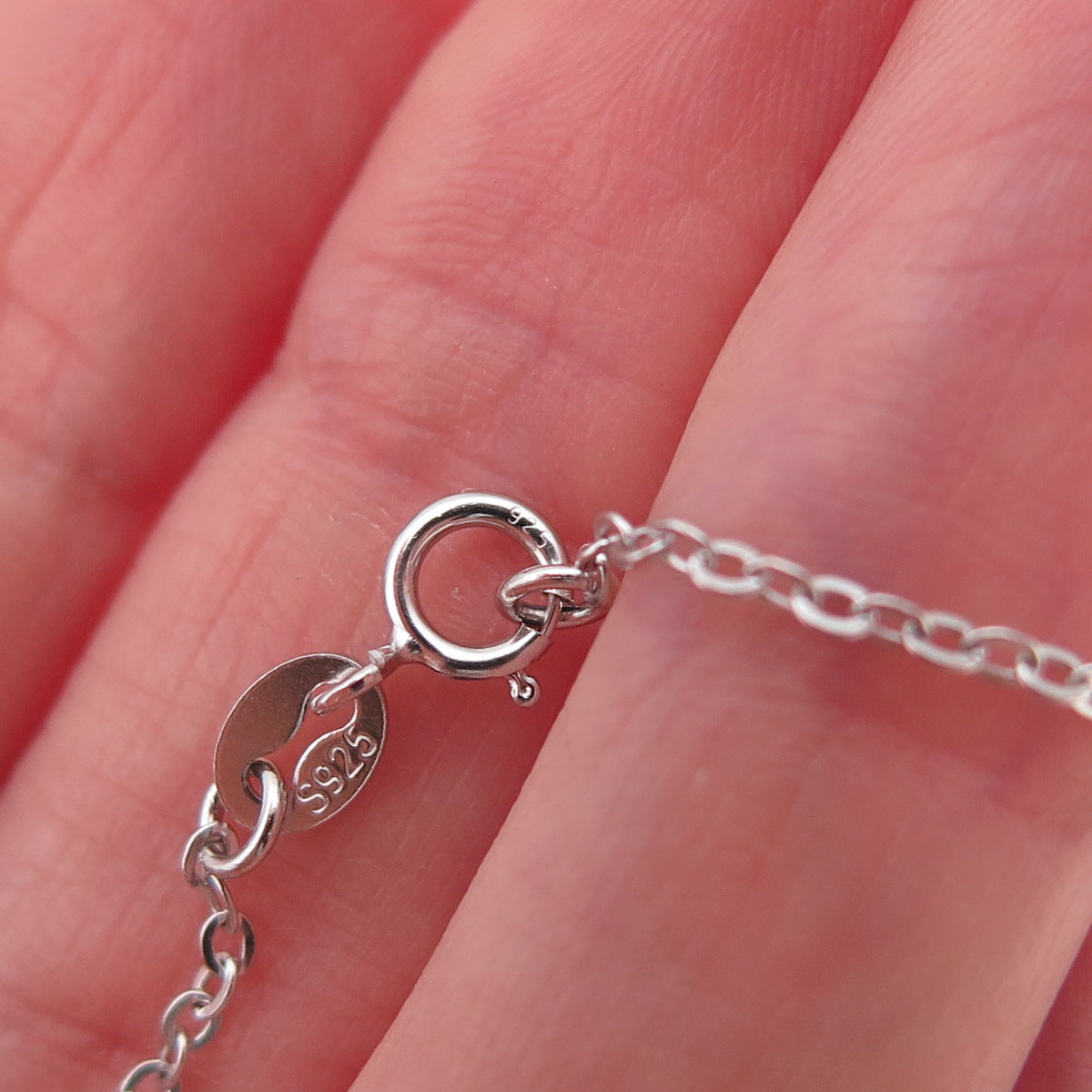 925 Sterling Silver Round-Cut C Z Teardrop Cable Chain Necklace 18"