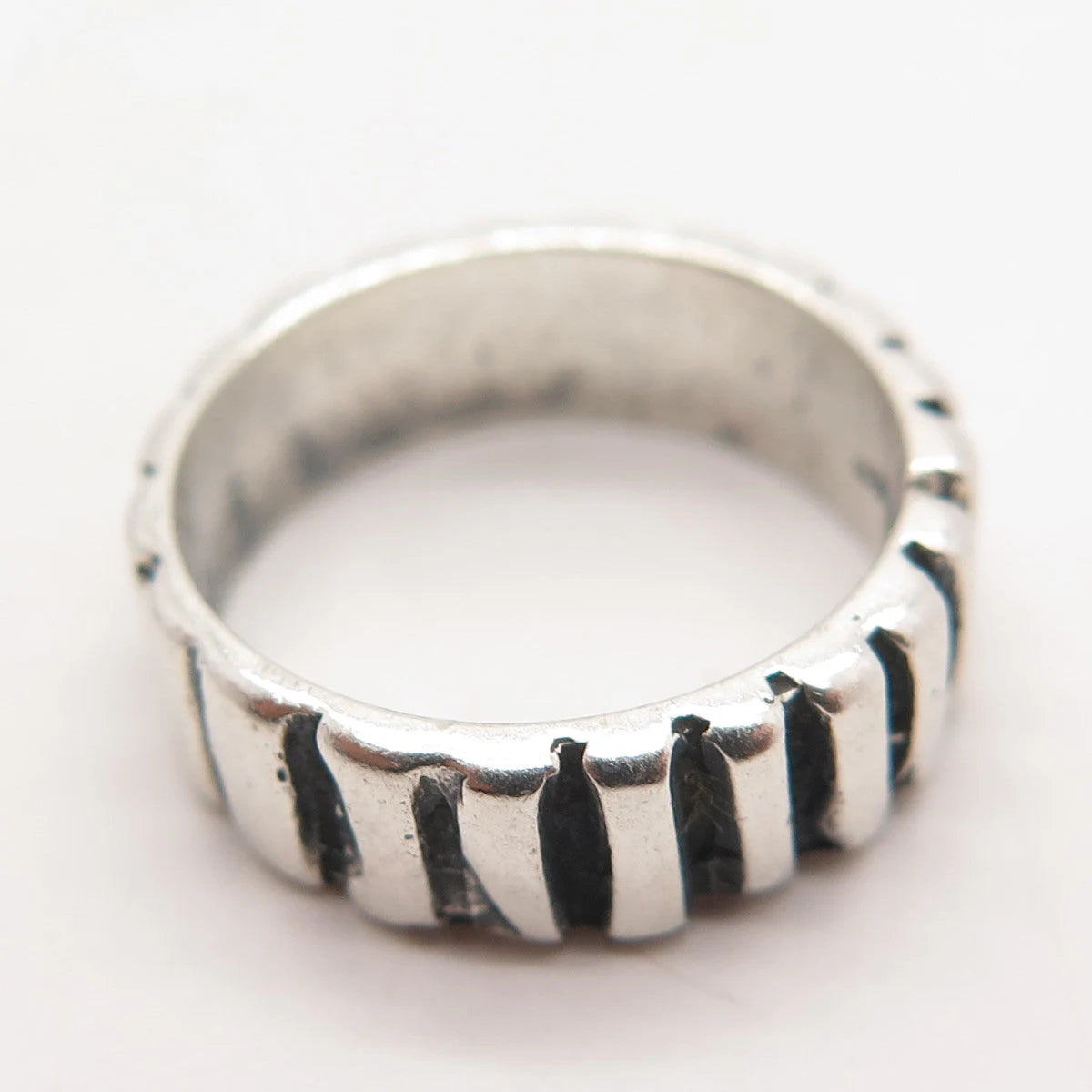 925 Sterling Silver Vintage Tribal Band Ring Size 6