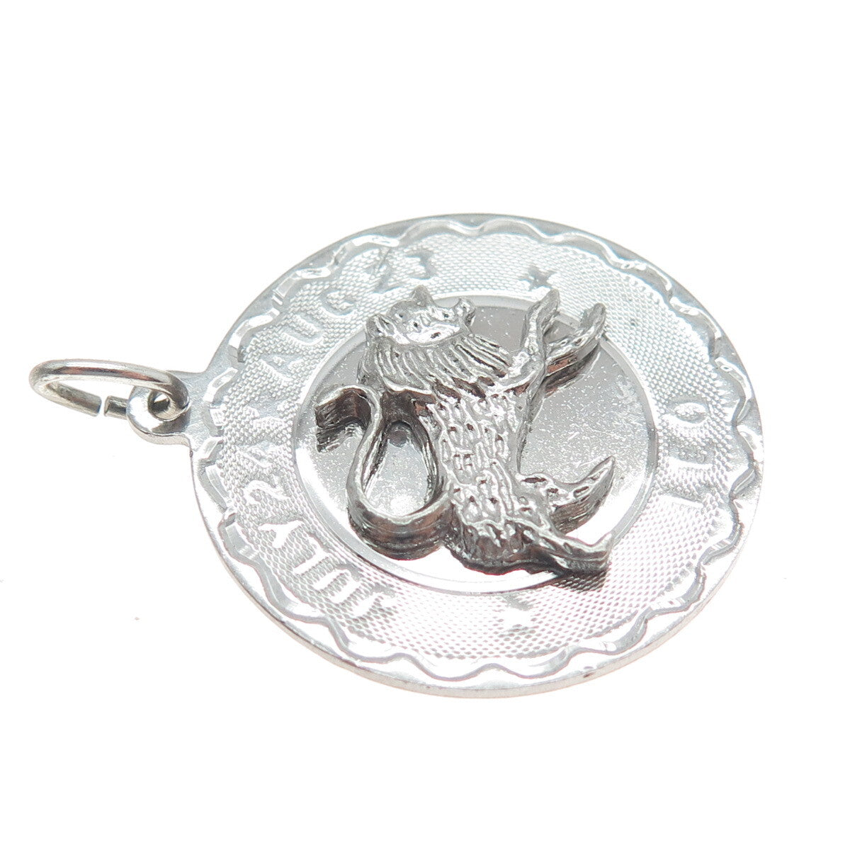 ELCO 925 Sterling Silver Antique Leo Zodiac Sign Round Pendant
