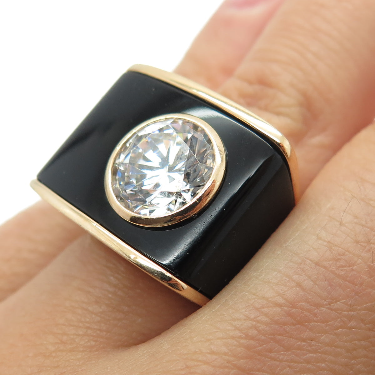 ROSS SIMONS 925 Sterling Silver Gold Plated Black Onyx Round-Cut C Z Ring Size 6