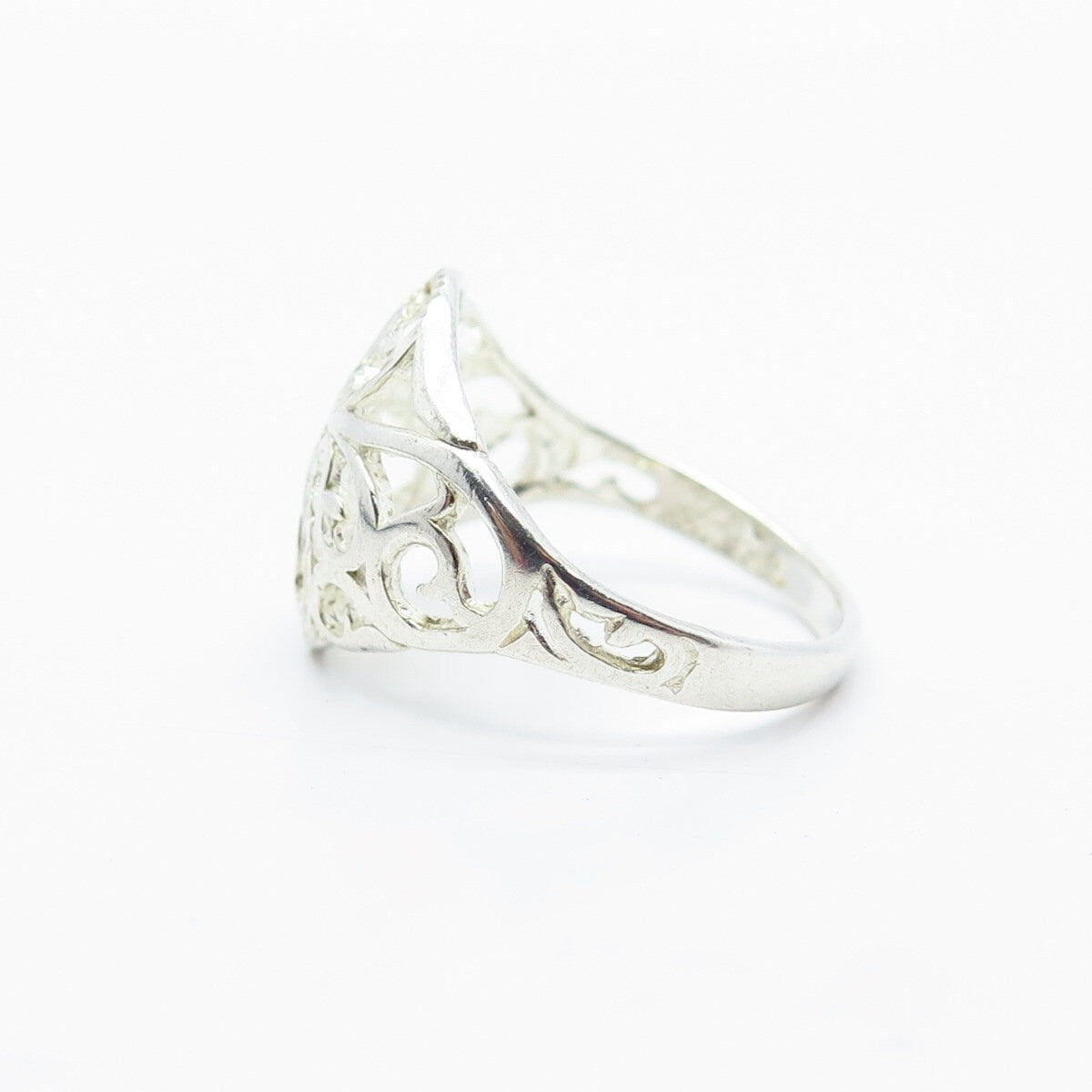 925 Sterling Silver Vintage Swirl Ring Size 8