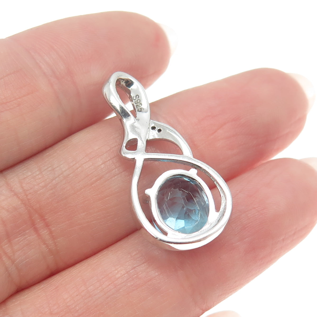 925 Sterling Silver Real Round-Cut Diamond & Blue Topaz Twisted Pendant