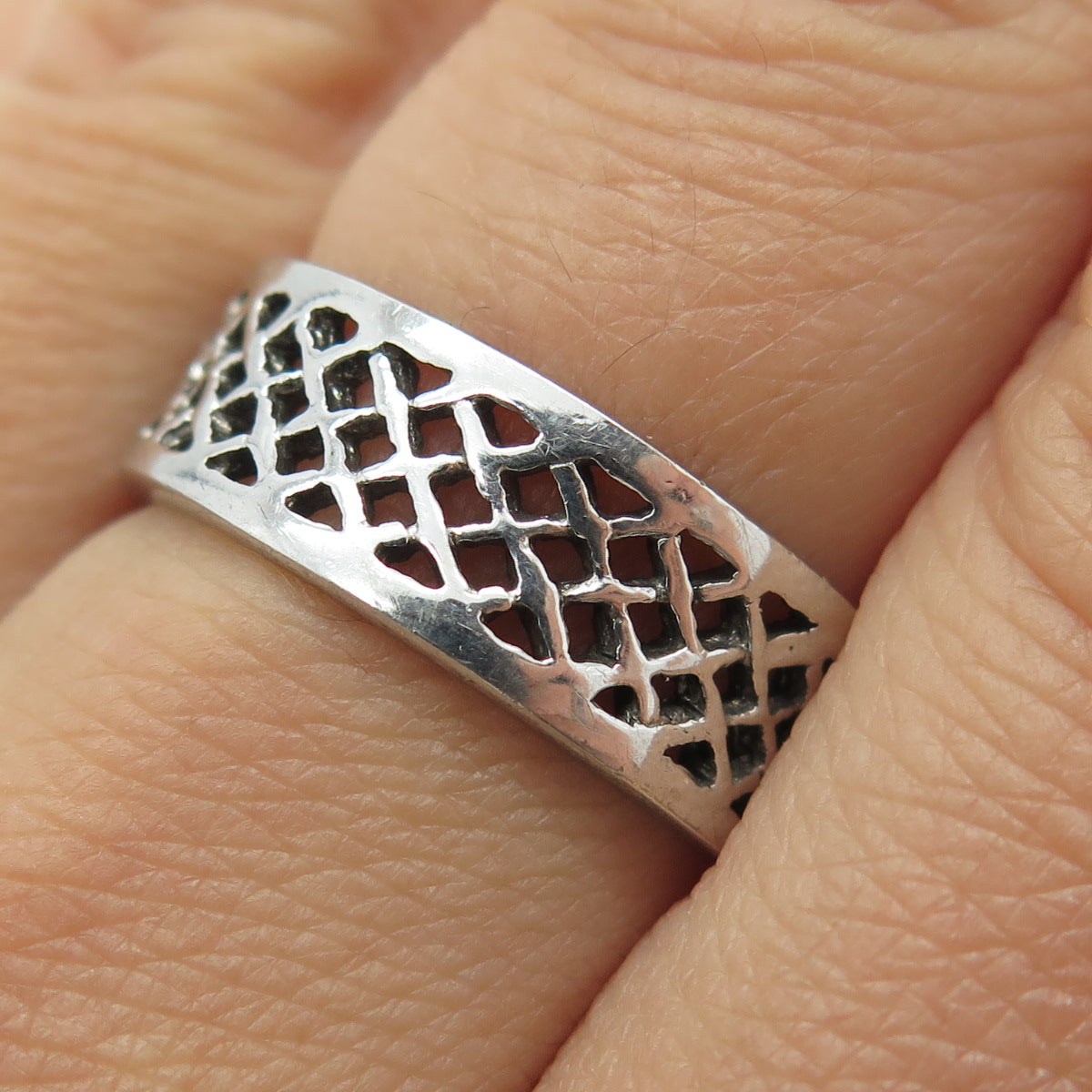 925 Sterling Silver Vintage Grid / Cage Band Ring Size 8.75