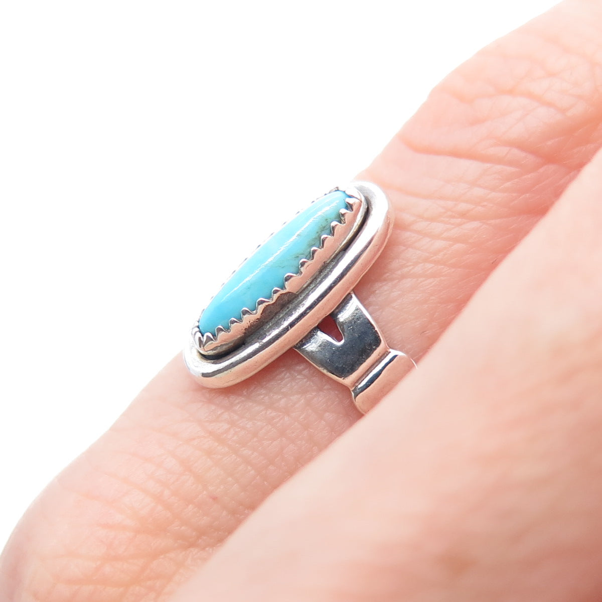 Old Pawn 925 Sterling Silver Vintage Southwestern Turquoise Tribal Ring Size 4.5