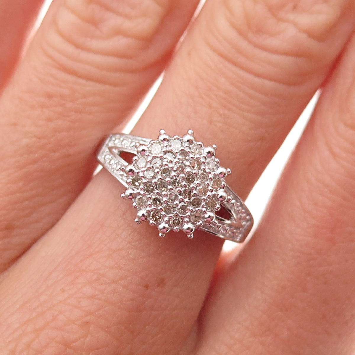 925 Sterling Silver Real Round-Cut Diamond Ring Size 6.25