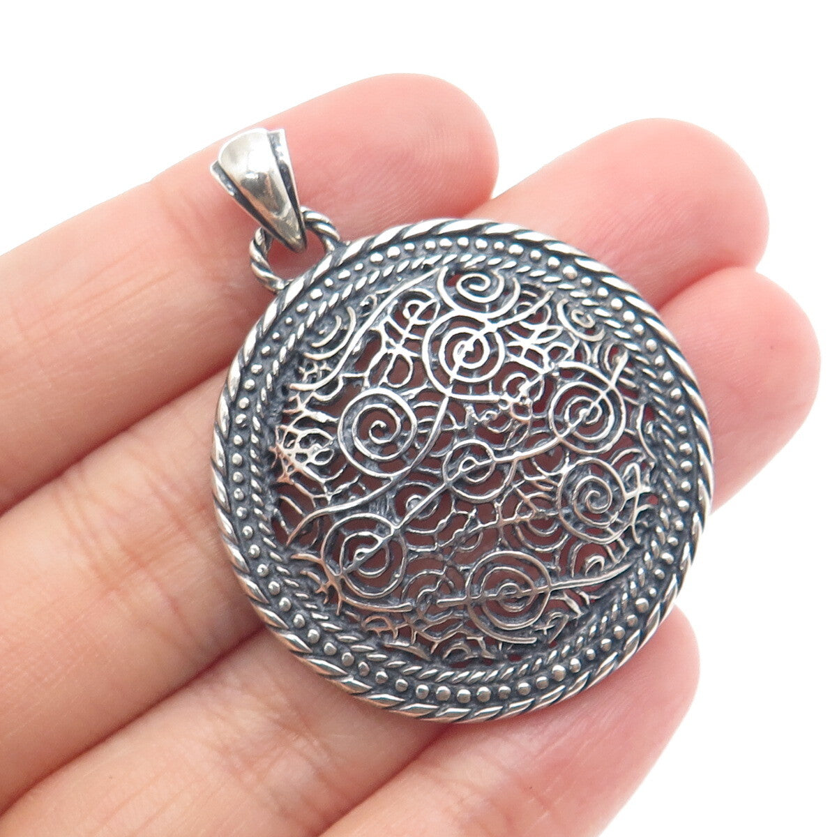 925 Sterling Silver Vintage Spiral Filigree Oxidized Charm Pendant