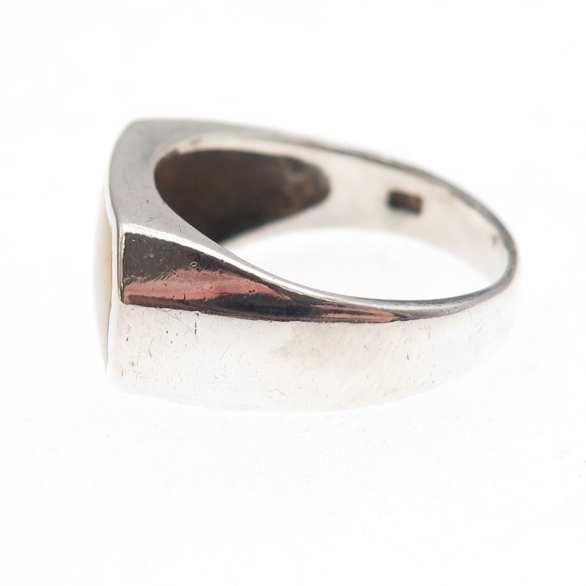 925 Sterling Silver Vintage Real MOP Modernist Oxidized Ring Size 8.75
