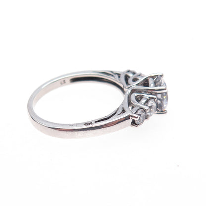 JH YOUNG 925 Sterling Silver Round-Cut C Z Engagement Ring Size 7