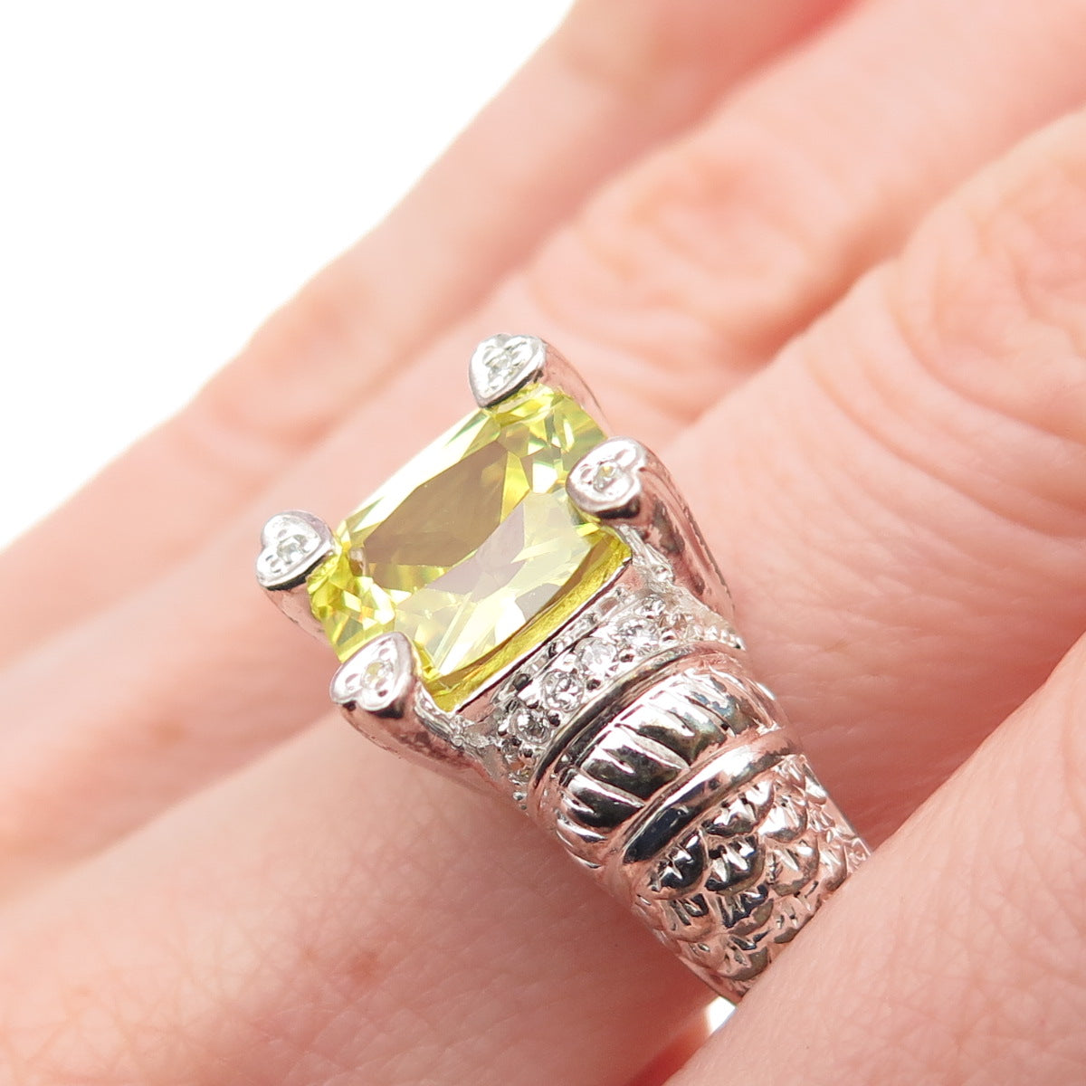RJ Graziano 925 Sterling Silver Canary & White C Z Heart Ring Size 8.25