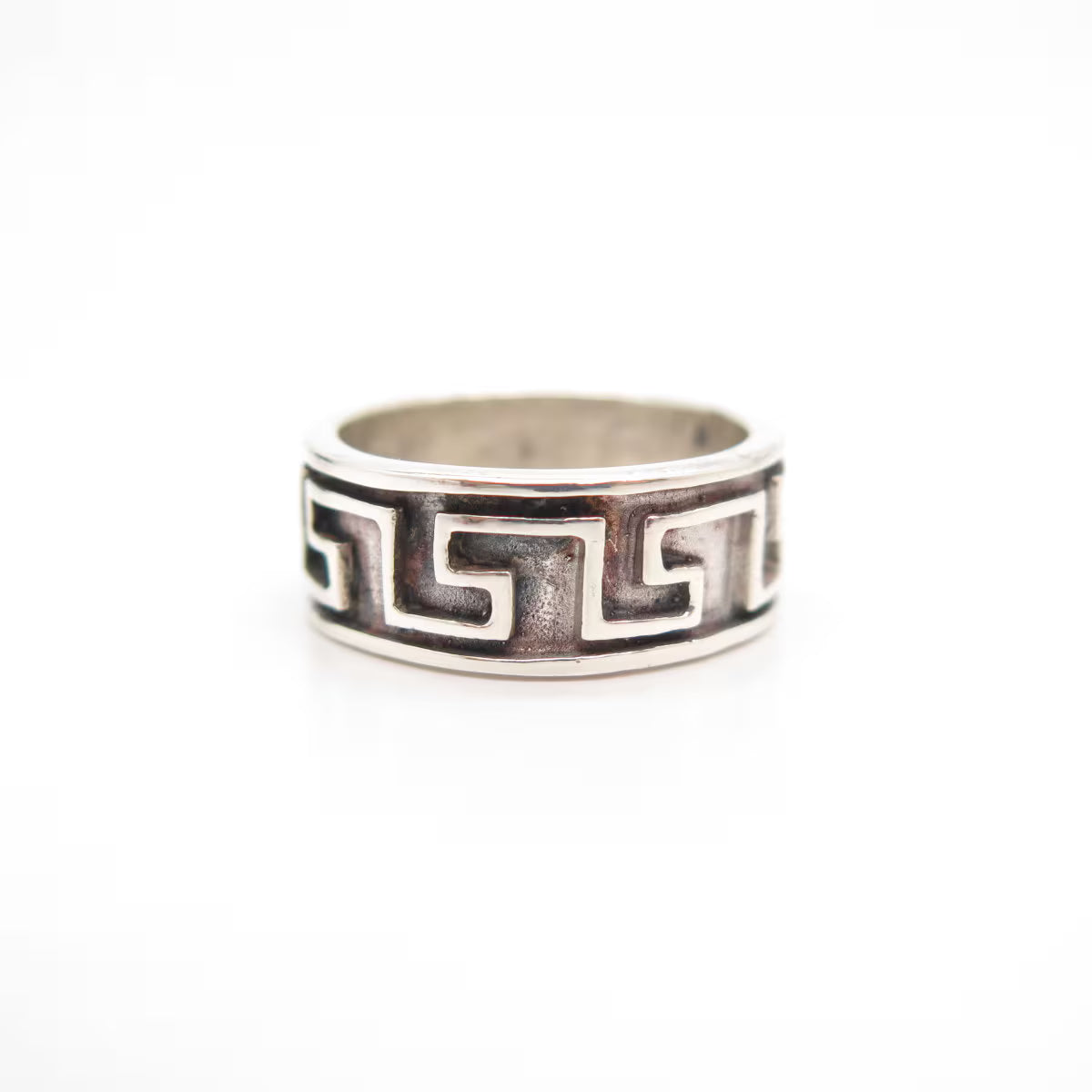 925 Sterling Silver Vintage Meander Band Ring Size 7 3/4