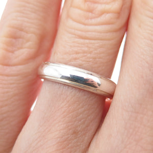 925 Sterling Silver Vintage Classic Wedding Band Ring Size 5