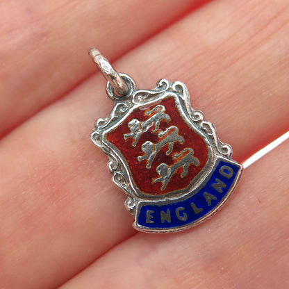 AMY SANDHEIM 925 Sterling Vintage 1961 Enamel England Coat of Arms Mini Pendant