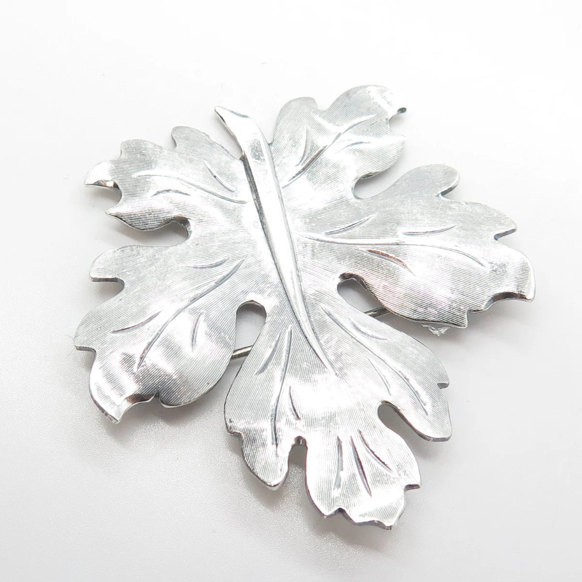 BEAU 925 Sterling Silver Vintage Handmade Textured Leaf Pin Brooch