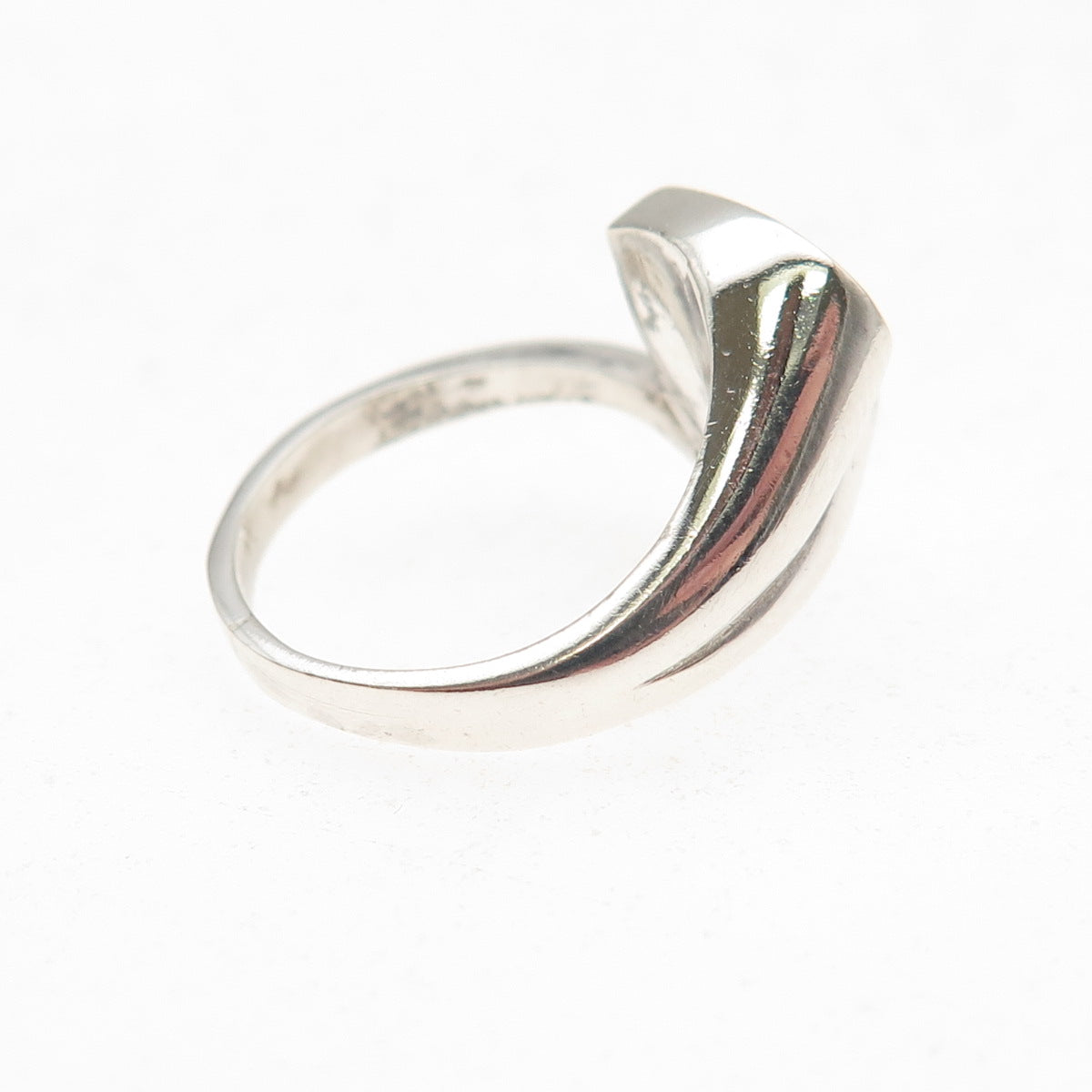 925 Sterling Silver Vintage Real Lapis Heart Bypass Oxidized Ring Size 4.5