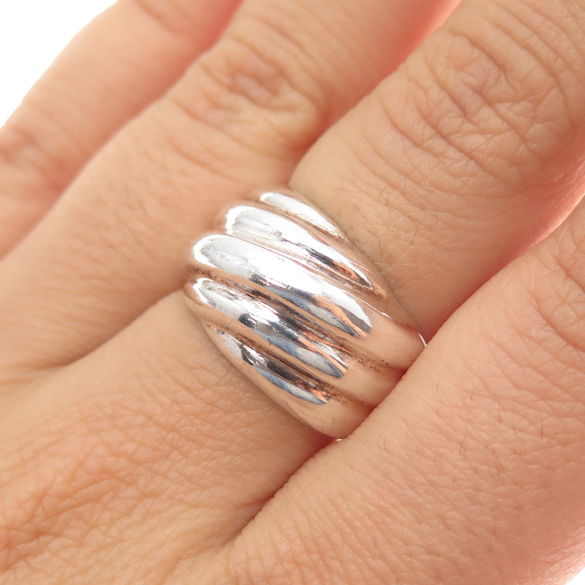 925 Sterling Silver Vintage Italy Modernist Ribbed Ring Size 7.5