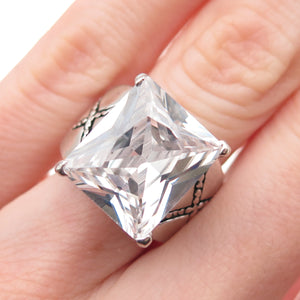 925 Sterling Silver Radiant-Cut C Z X Shape Ring Size 5