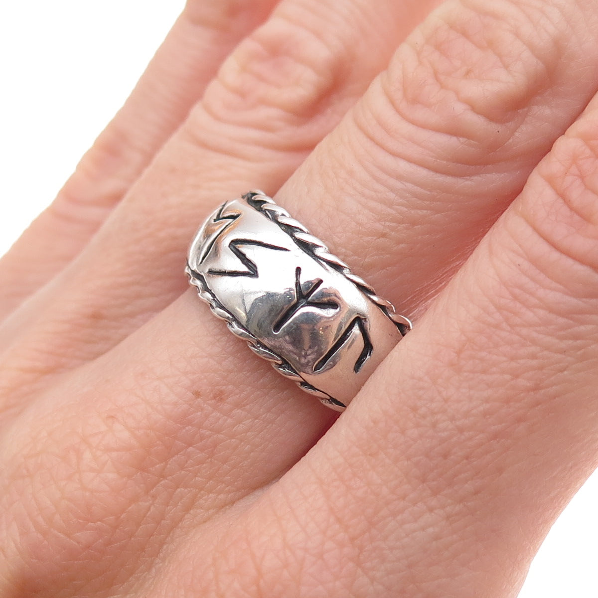 925 Sterling Silver Vintage Elder Futhark Rune Oxidized Band Ring Size 9.5