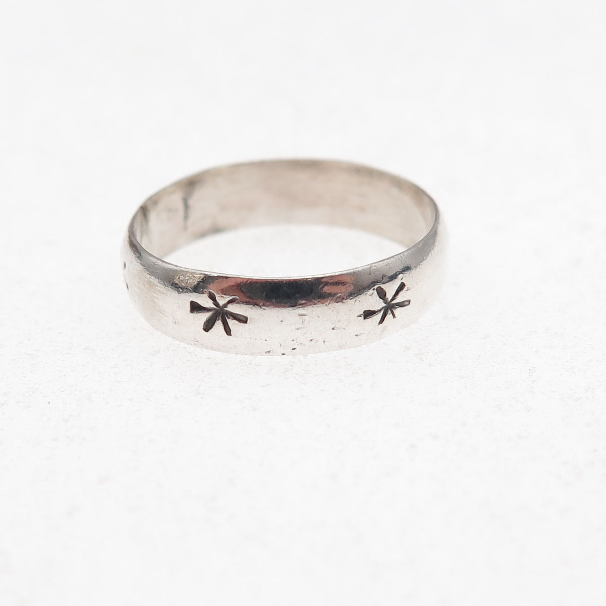 925 Sterling Silver Vintage Star Oxidized Band Ring Size 5.5