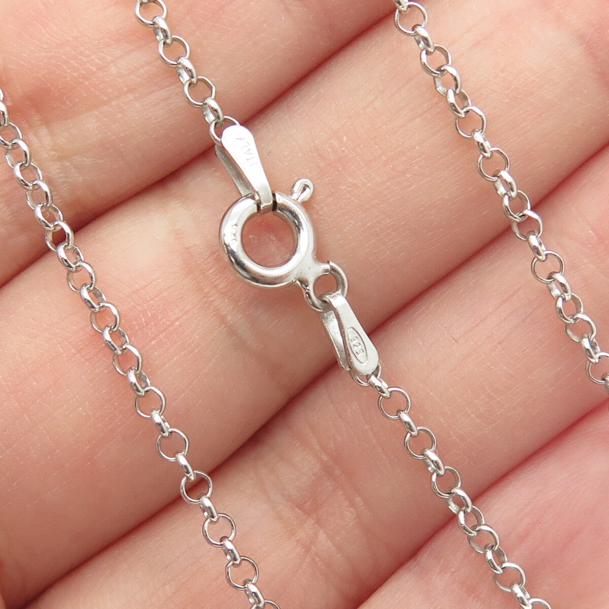 925 Sterling Silver Round-Cut C Z Key Rolo Chain Necklace 16"