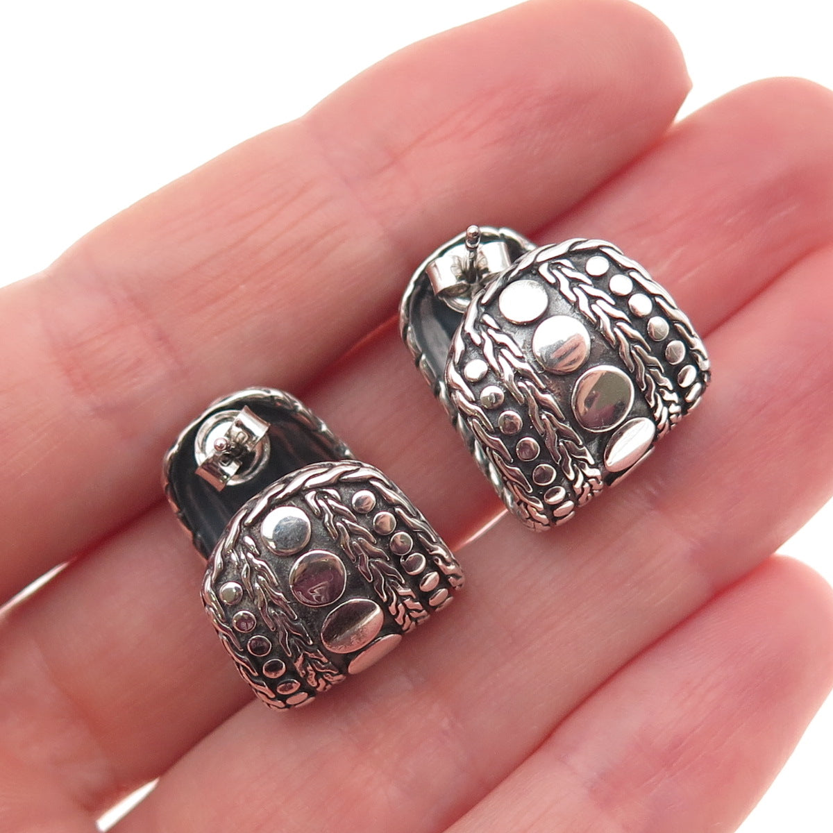 John Hardy 925 Sterling Silver Vintage Dot Nuansa J-Hoop Earrings