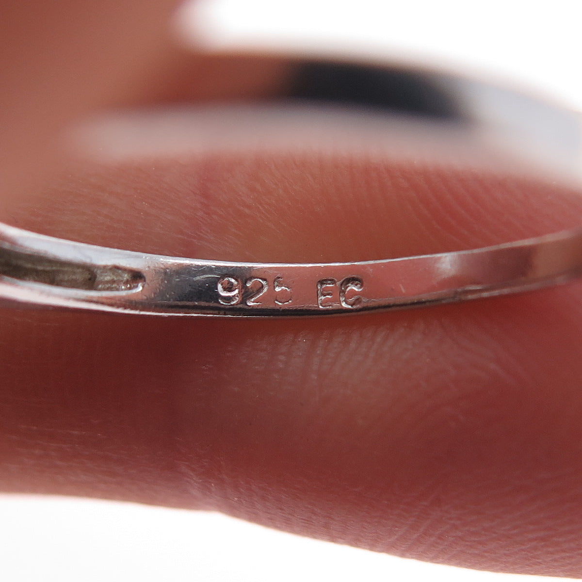 925 Sterling Silver Round-Cut C Z Stackable Bar Ring Size 8.25