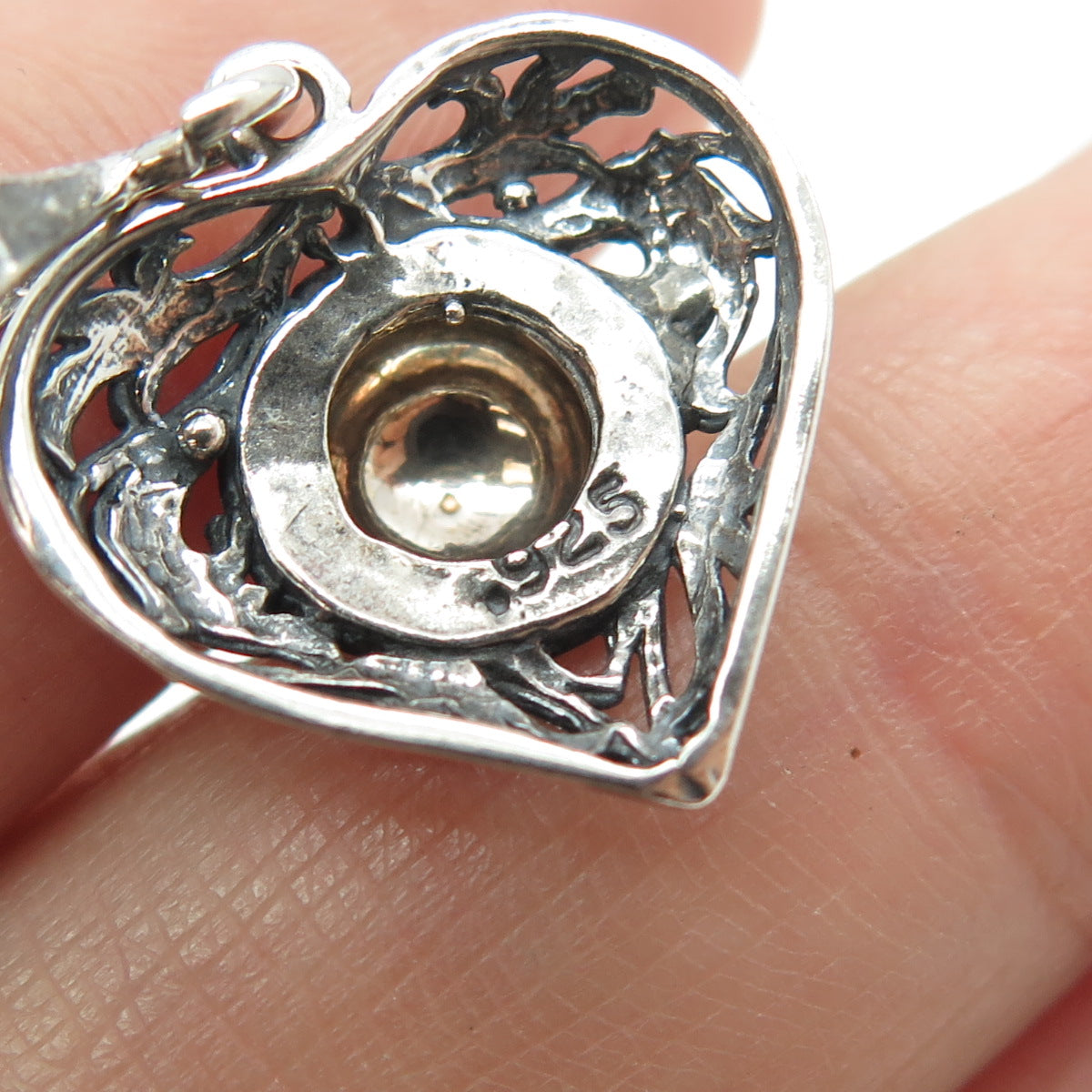 925 Sterling Silver Vintage Ball Scroll Heart Pendant