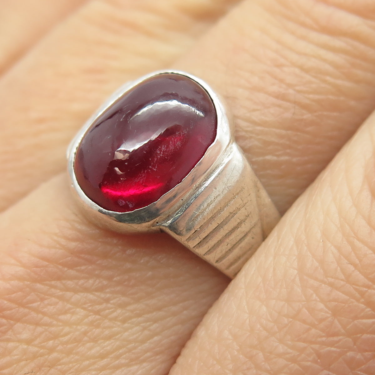 800 Silver Vintage Lab-Created Ruby Ring Size 8.5