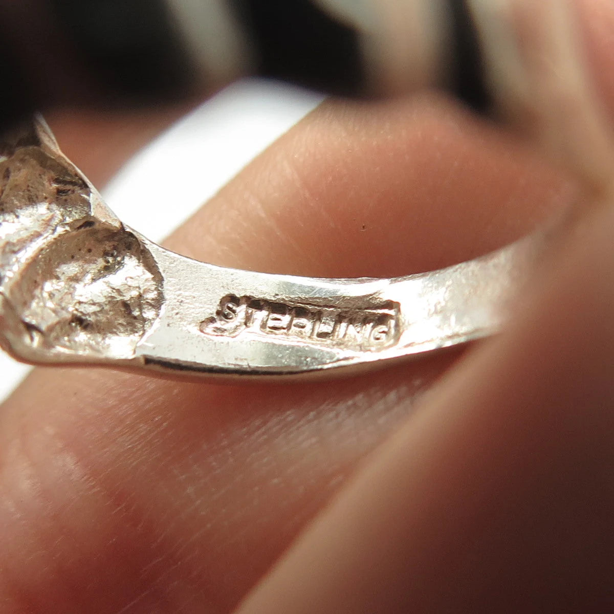 925 Sterling Silver Vintage Ribbed Cocktail Ring Size 6.25