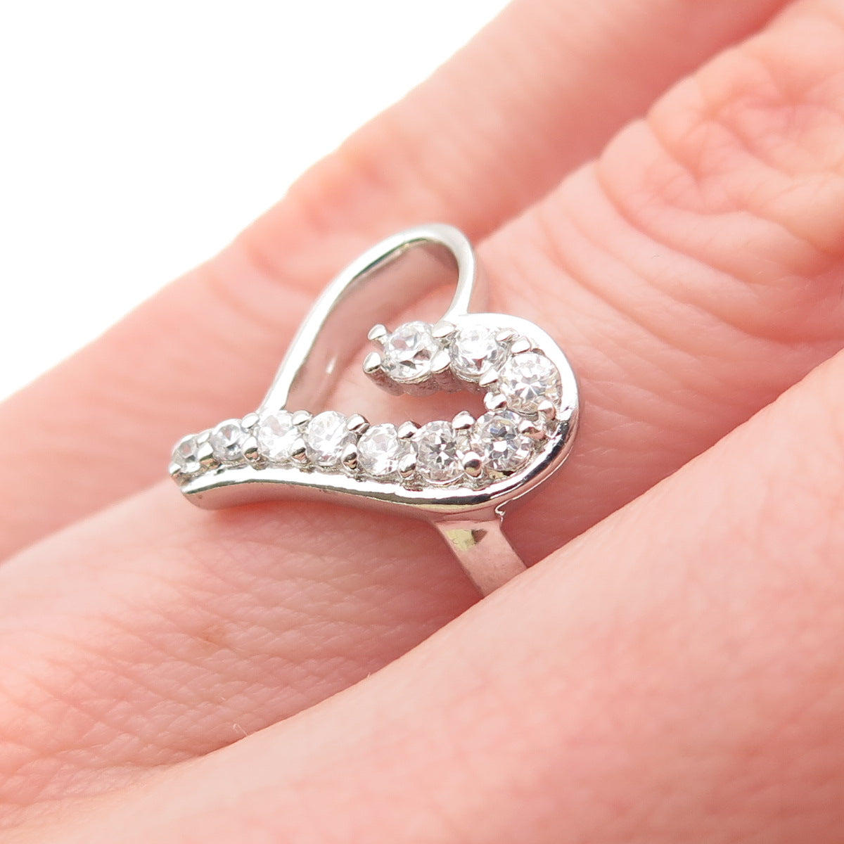 925 Sterling Silver Round-Cut C Z Heart Ring Size 6
