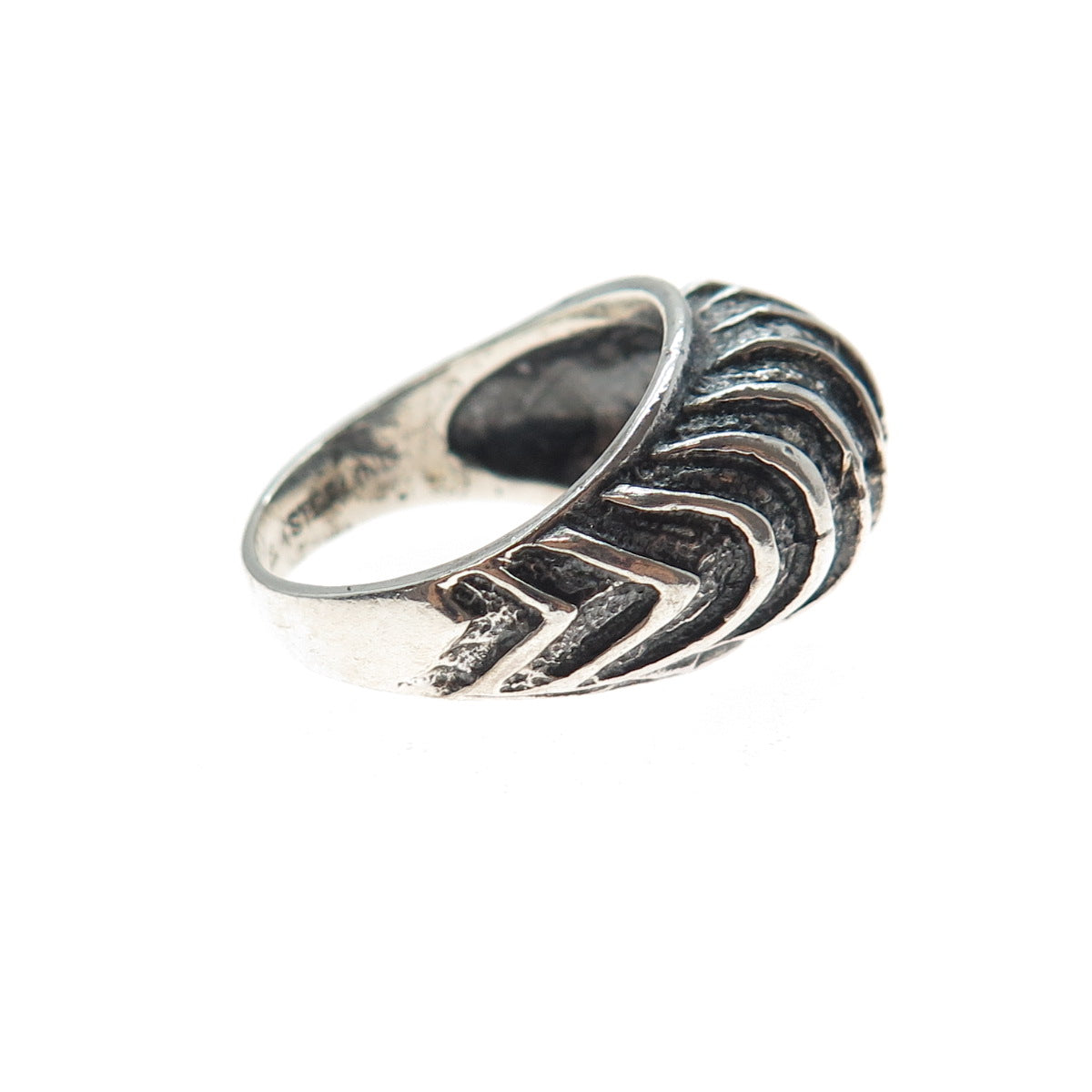 925 Sterling Silver Vintage Modernist Ribbed Dome Oxidized Ring Size 6.5