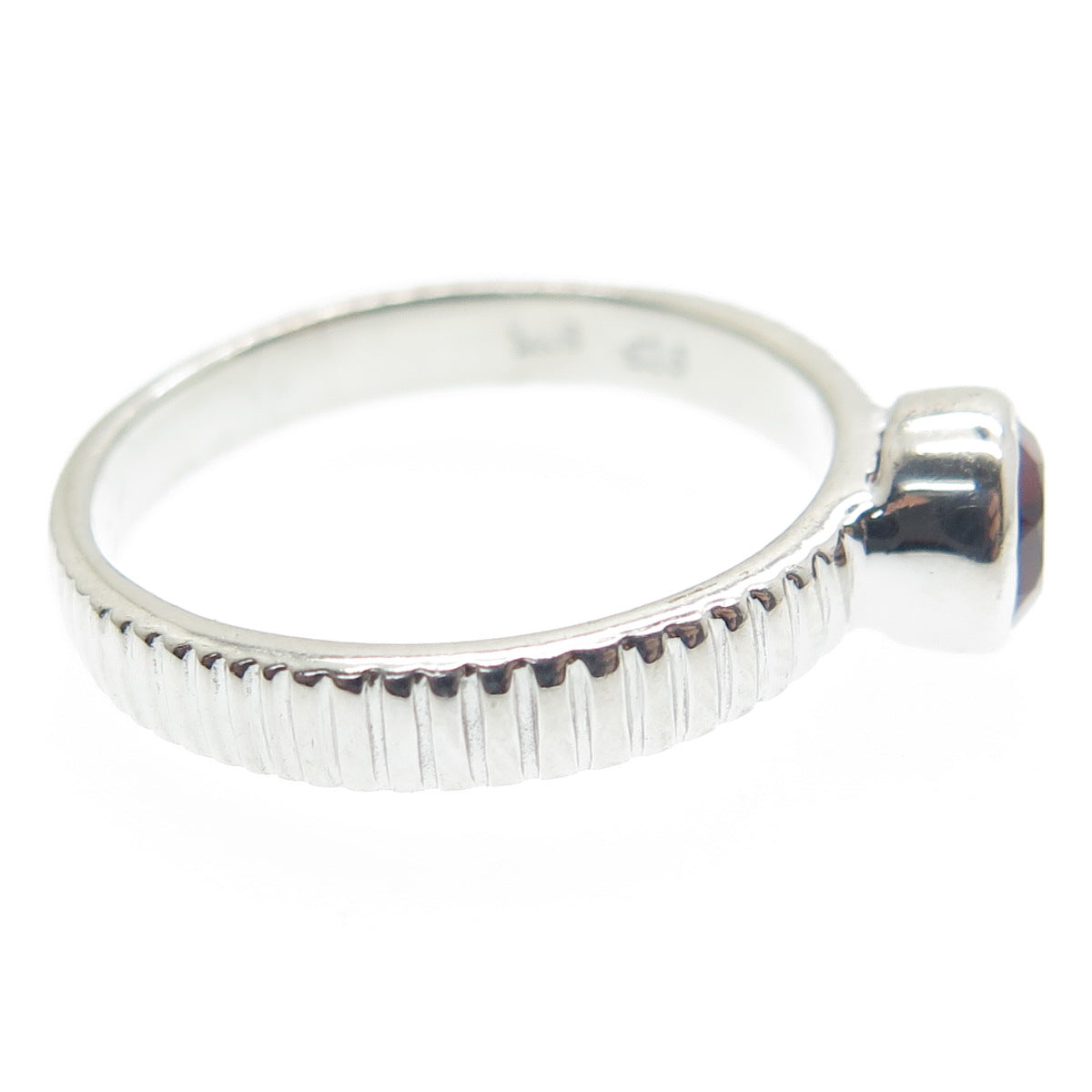 925 Sterling Silver Real Checkered Red Garnet Gemstone Ribbed Ring Size 8