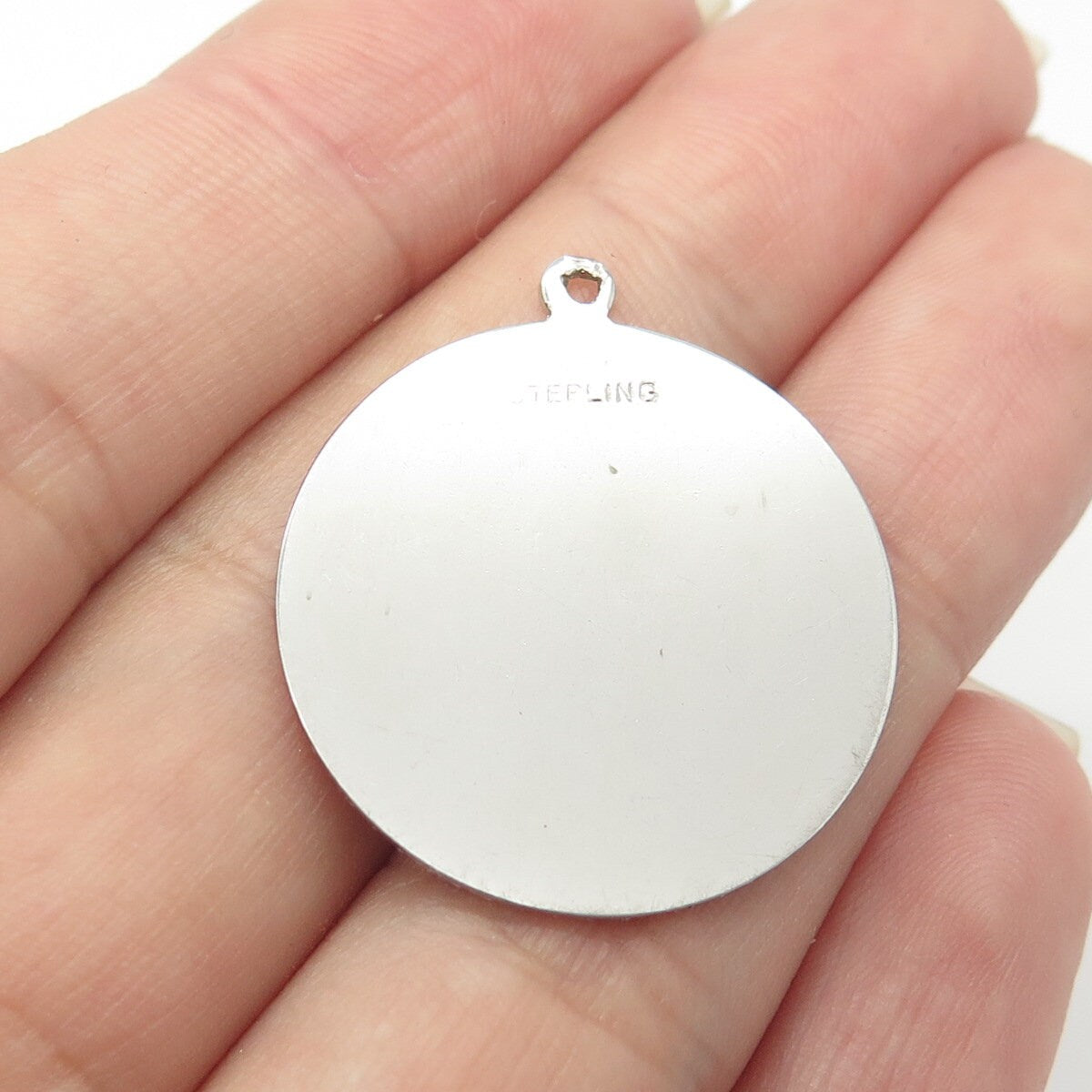 925 Sterling Silver Vintage "Happy Anniversary" Ribbed Pendant