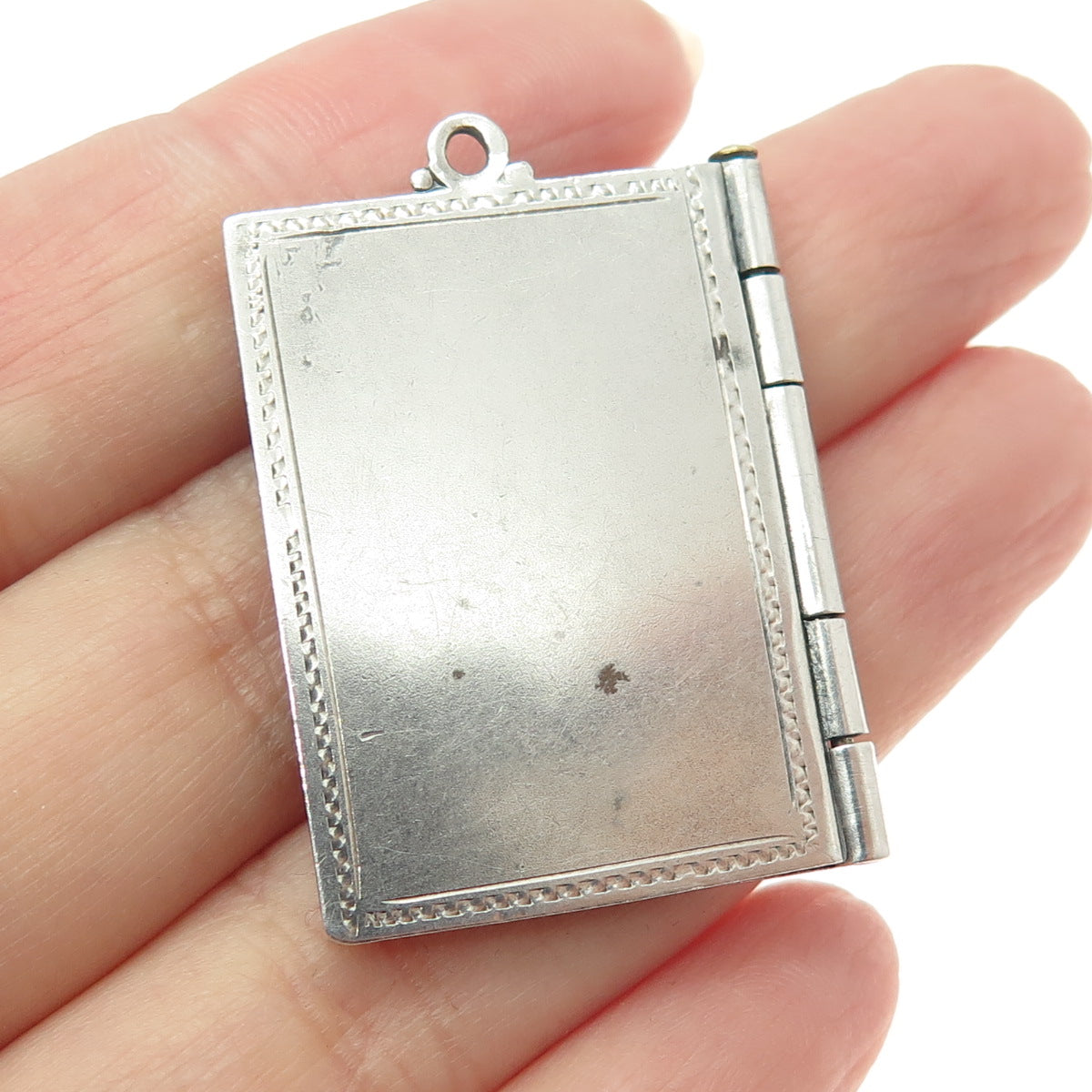 925 Sterling Silver Antique Art Deco St Mary Miraculous Religious Locket Pendant