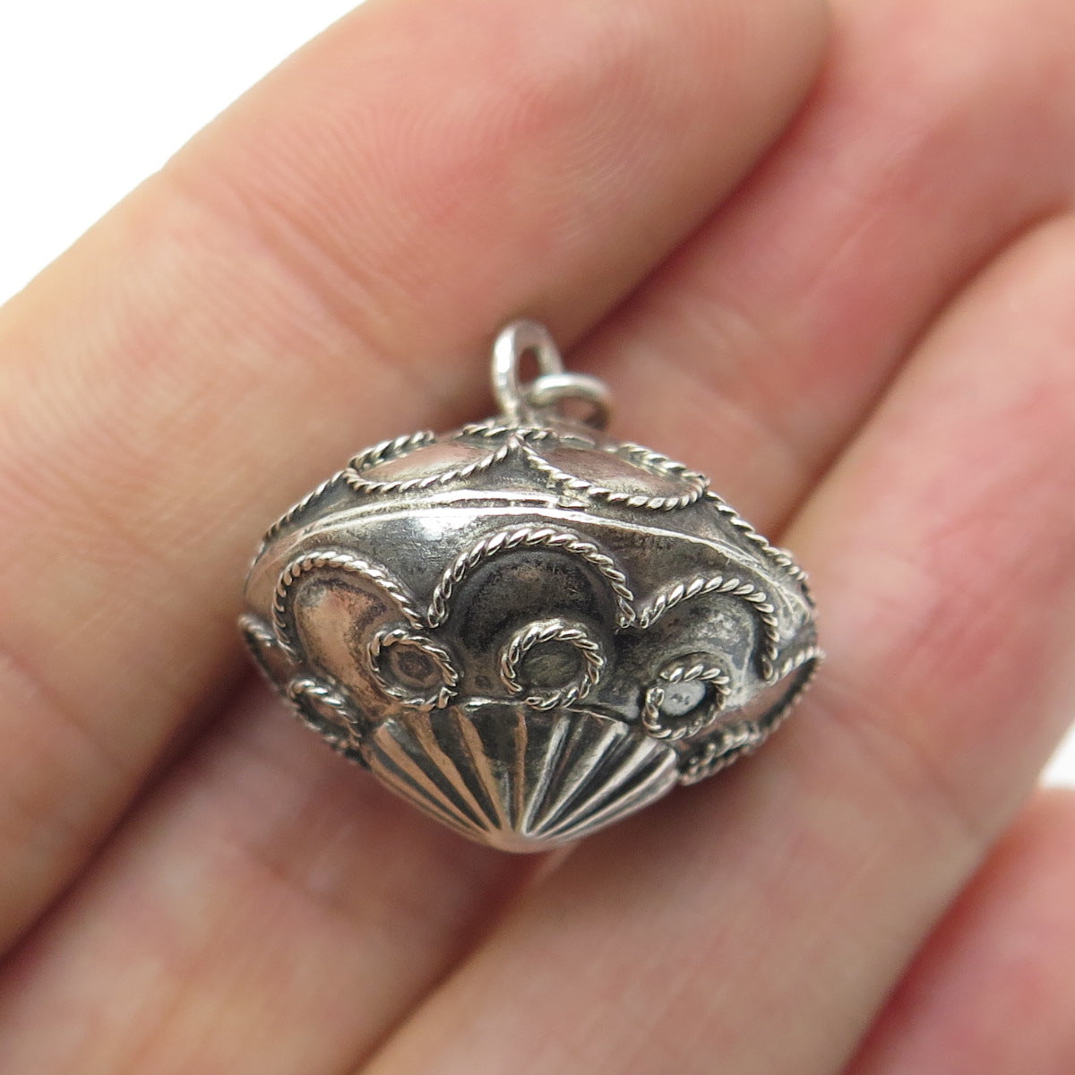 800 Silver Antique Art Deco Filigree Spinning Top Charm Pendant