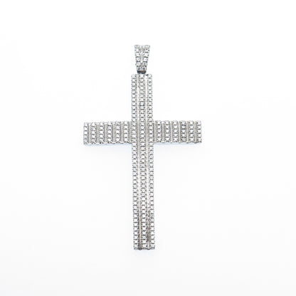 DESIGNS BY YAGI 925 Sterling Silver Round-Cut Shaped C Z Cross Sparkle Pendant
