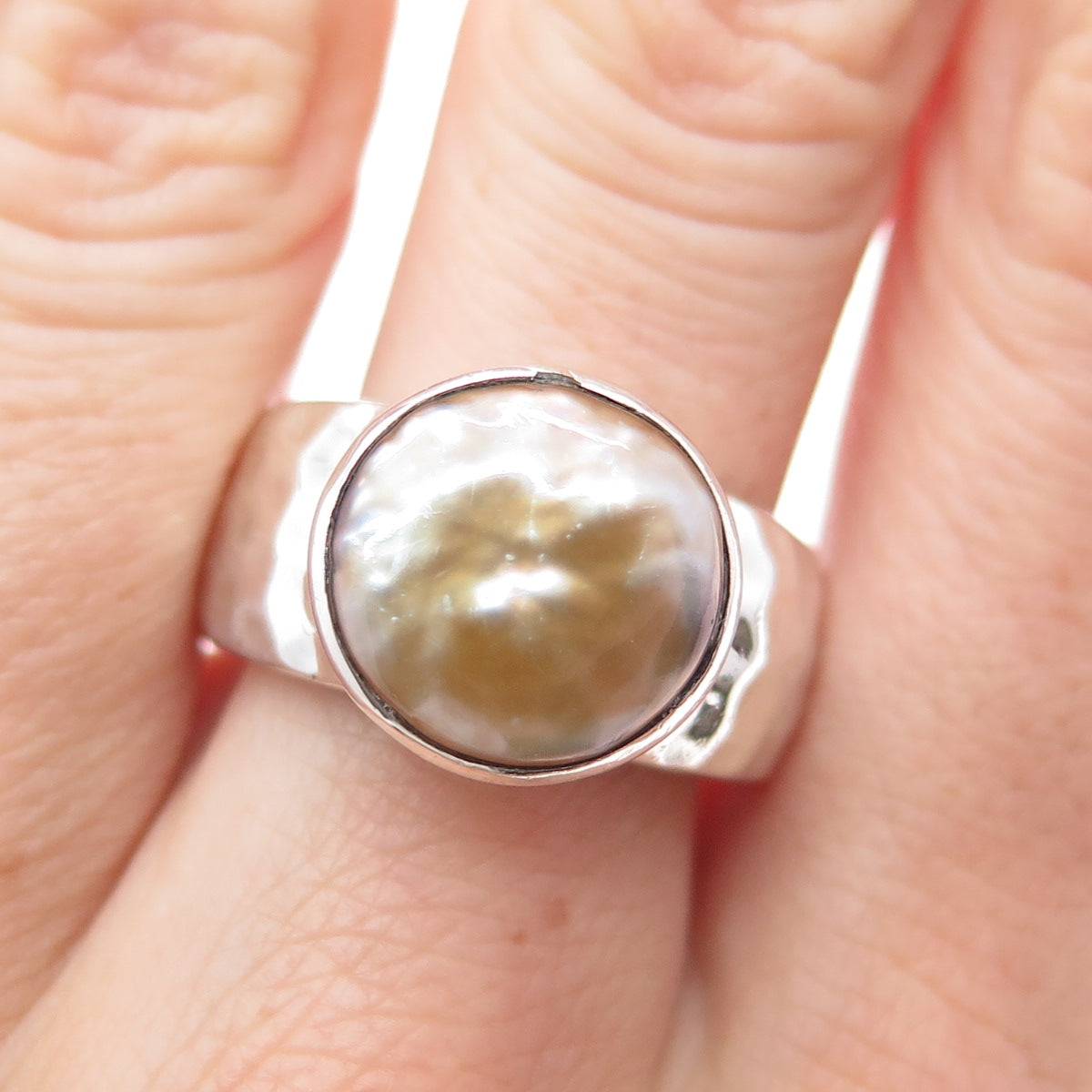 SILPADA 925 Sterling Silver Vintage Real Pearl Modernist Hammered Ring Size 9.25