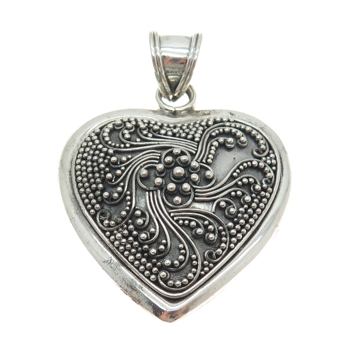 SUARTI BALI 925 Sterling Silver Vintage Granulated Heart Pendant