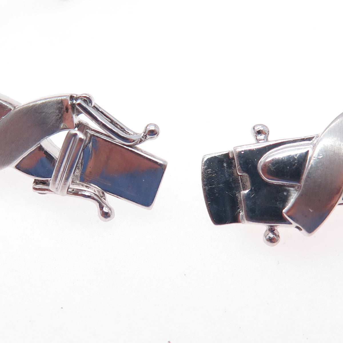 925 Sterling Silver X Shape Link Bracelet 6.5"