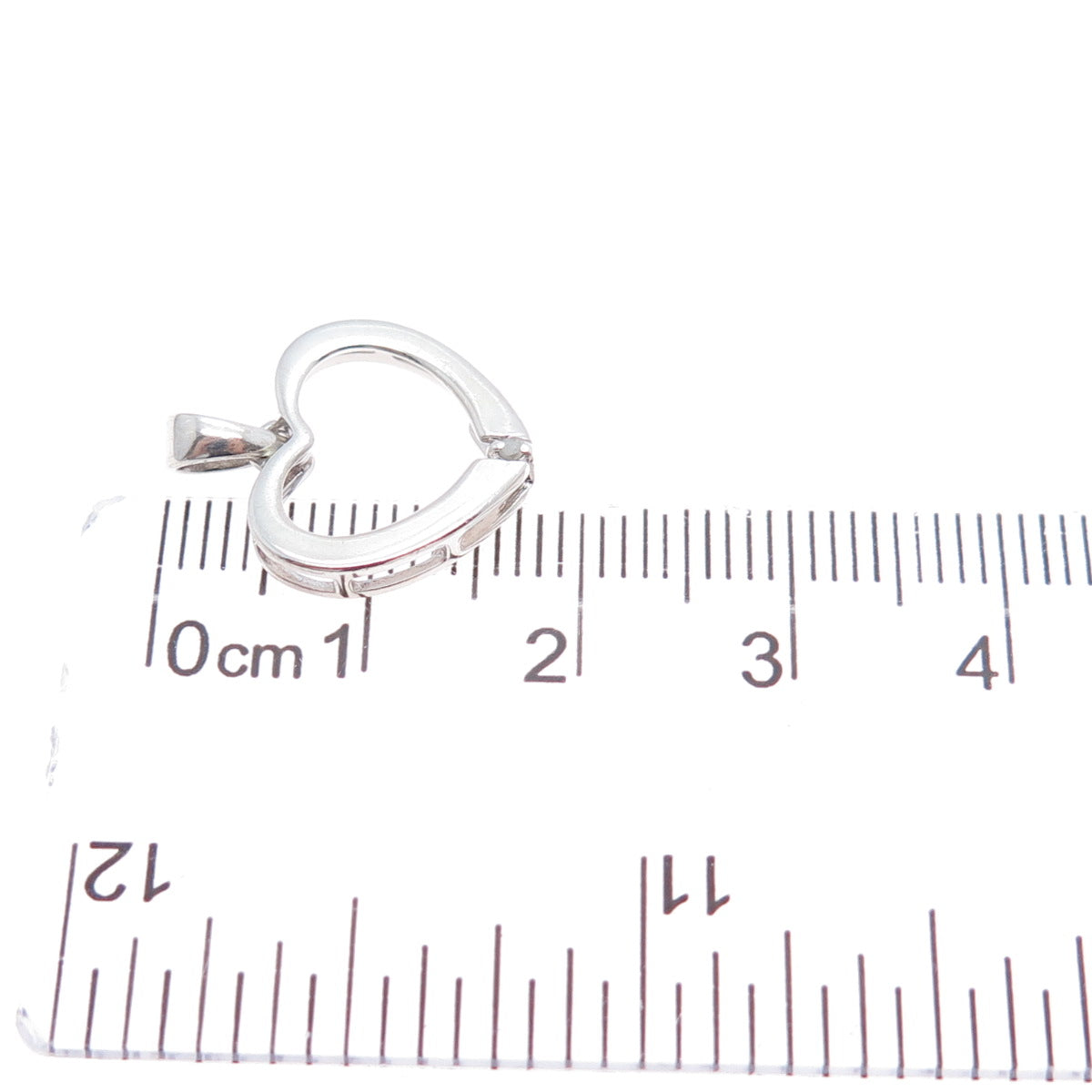 ROSS SIMONS 925 Sterling Silver Real Diamond Heart Minimalist Charm Pendant
