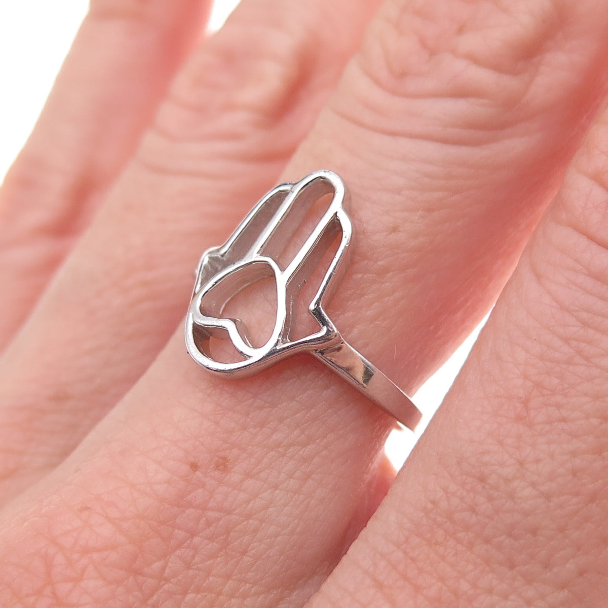 925 Sterling Silver Heart Hamsa Amulet Ring Size 7