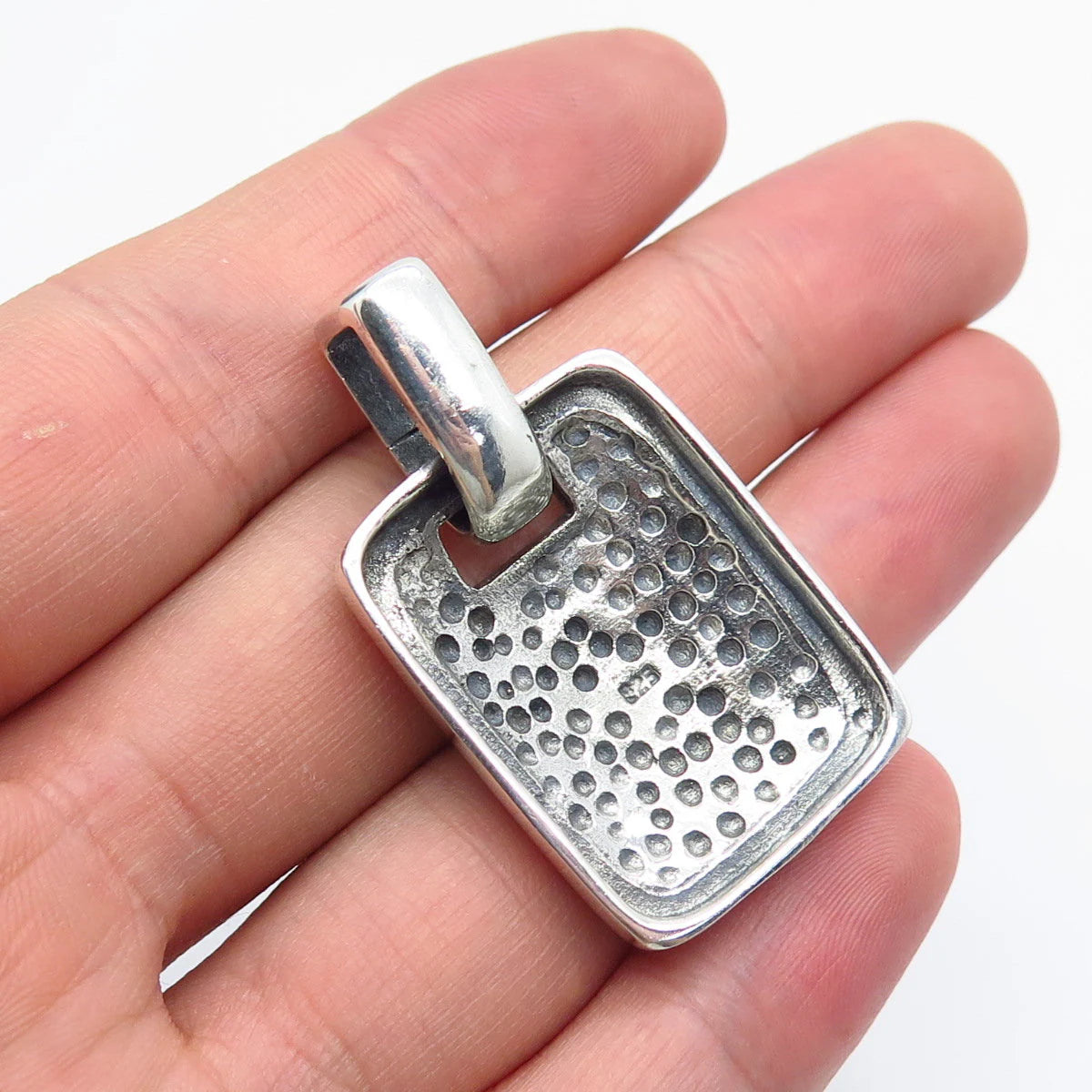 925 Sterling Silver Vintage Striped Pendant